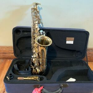 Premium Gold Saxophone with Case